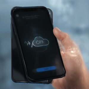 should i turn on vpn on iphone